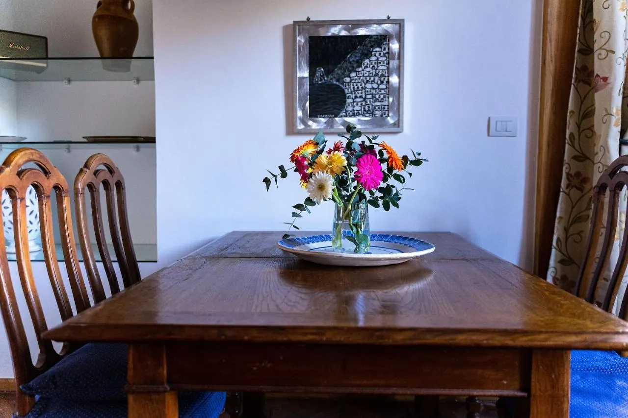 Holiday home Casa Antica Pizzofalcone Naples Italy
